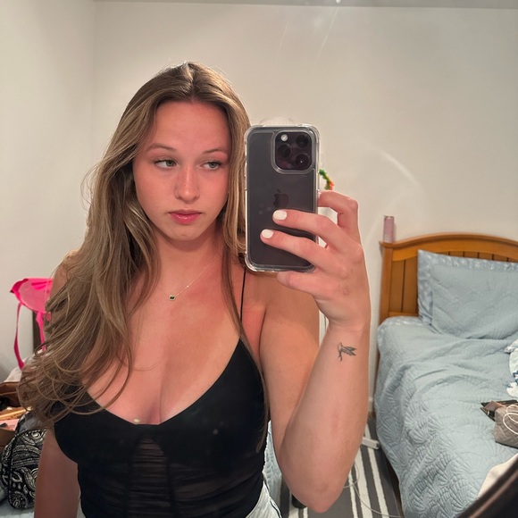 Meet your Posher, Maddie - Picture 3 of 15